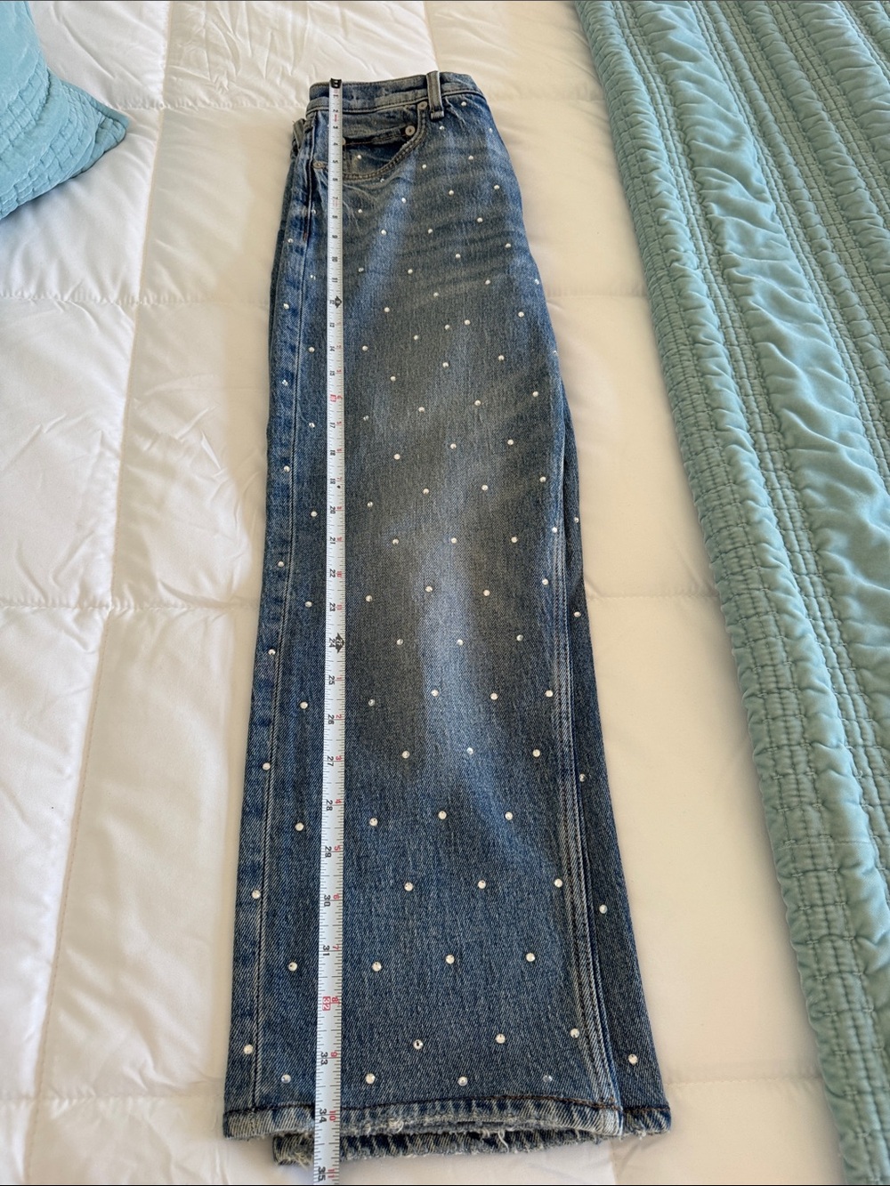 rag & bone Harlow jeans w/ crystals. Cropped, size 28 - Picture 5 of 6